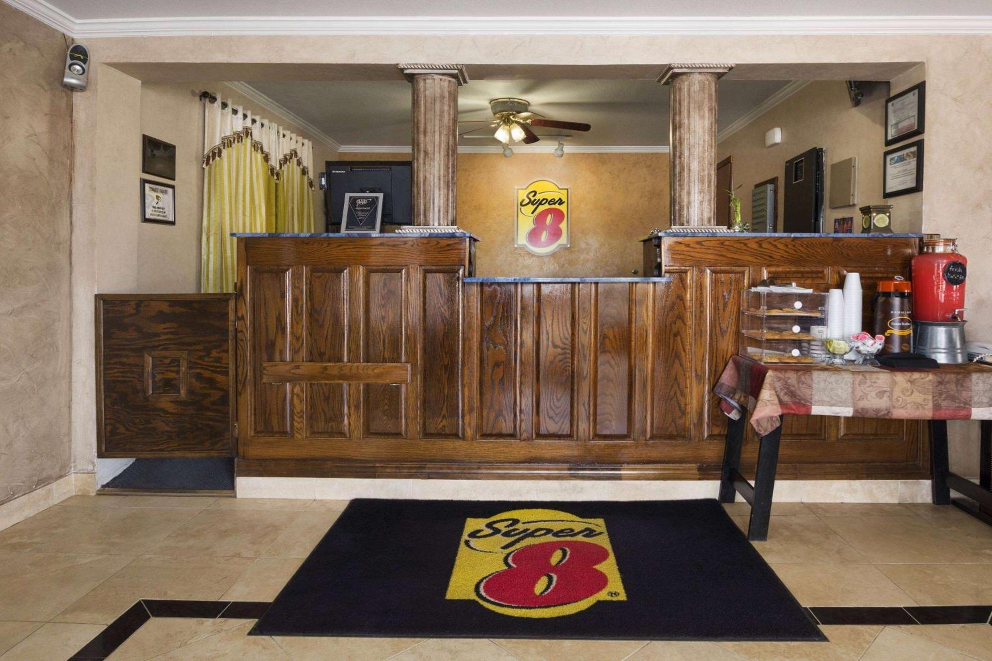 Motel Super 8 By Wyndham Childress Zewnętrze zdjęcie